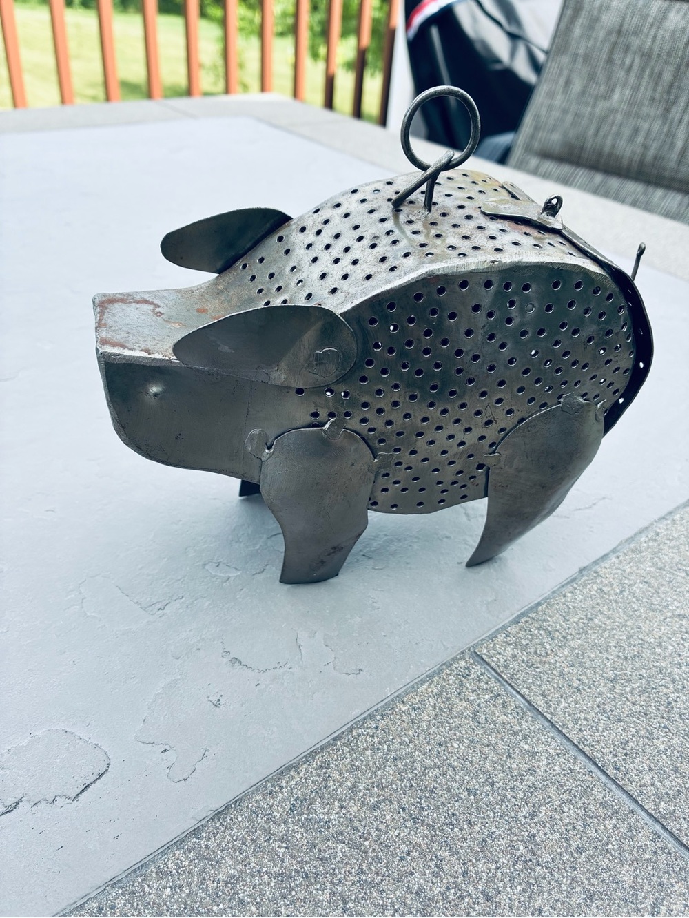 Metal Pig hanging candle holder